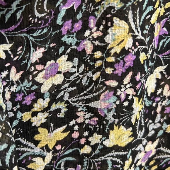 Floral Ruffle Blouse - Picture 11 of 12